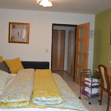 Olga Hotel Slavkov u Brna