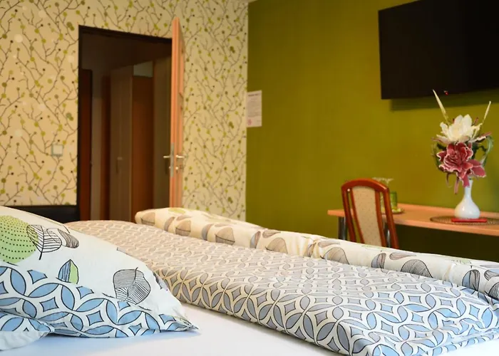 Olga Hotel Slavkov u Brna